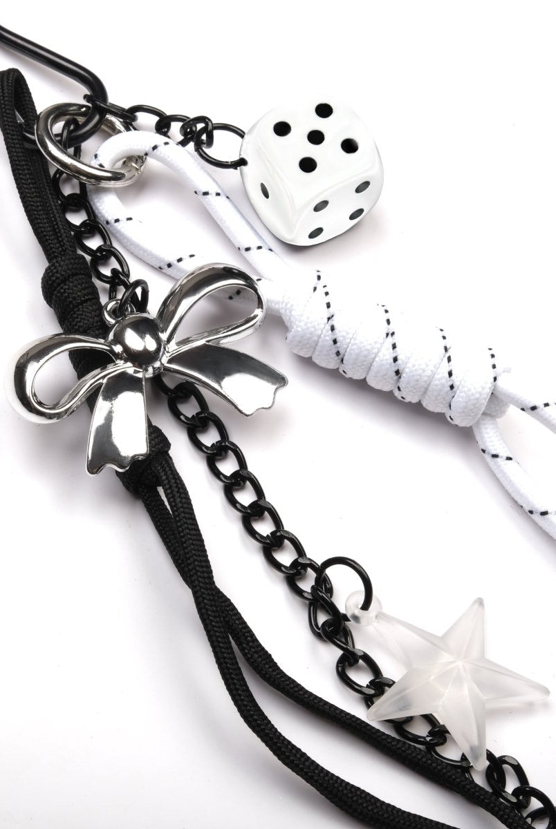 Charm Keychain Süs Beyaz ve Siyah - SUMTHINCS
