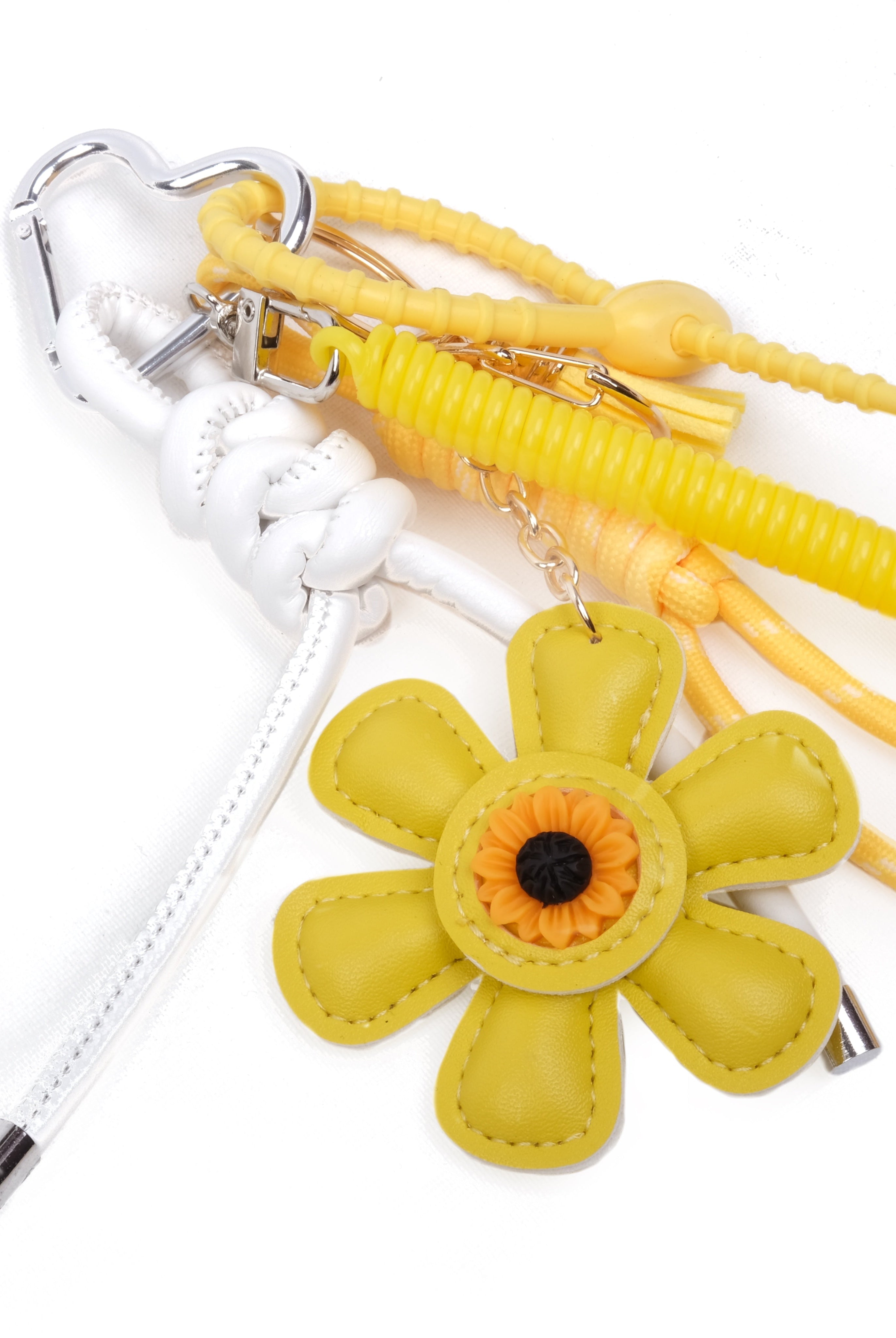 Charm Keychain Yellow Flower Süs - SUMTHINCS