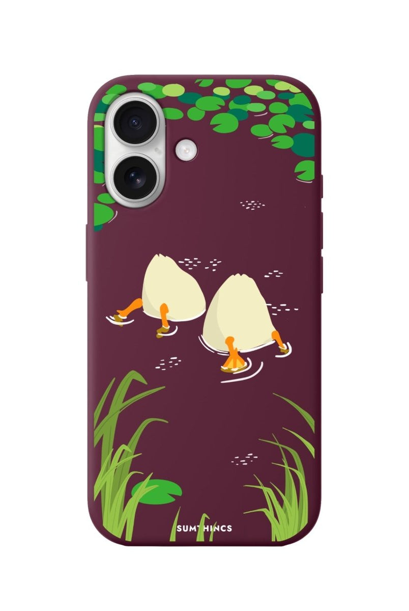 iPhone 16 Ducks Premium Telefon Kılıfı Bordo - SUMTHINCS