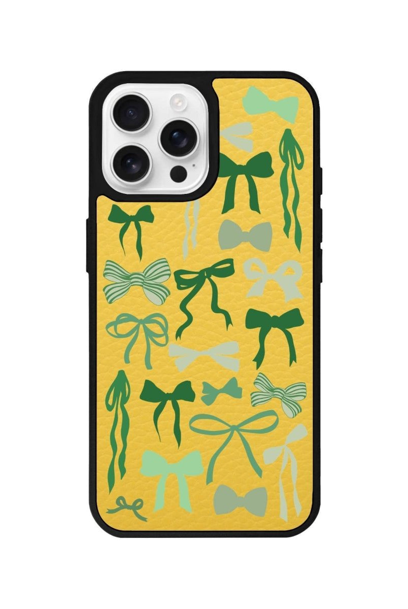 iPhone 16 Pro Green Garland Leather Vegan Deri Telefon Kılıfı - SUMTHINCS