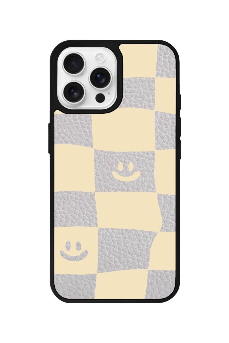 iPhone 16 Pro Smiling Check Leather Vegan Deri Telefon Kılıfı Gri - SUMTHINCS