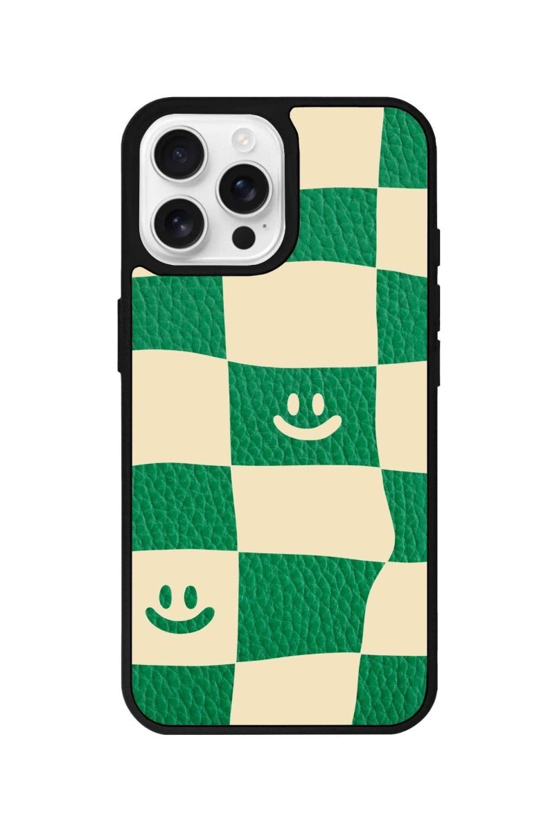 iPhone 16 Pro Smiling Check Leather Vegan Deri Telefon Kılıfı Yeşil - SUMTHINCS