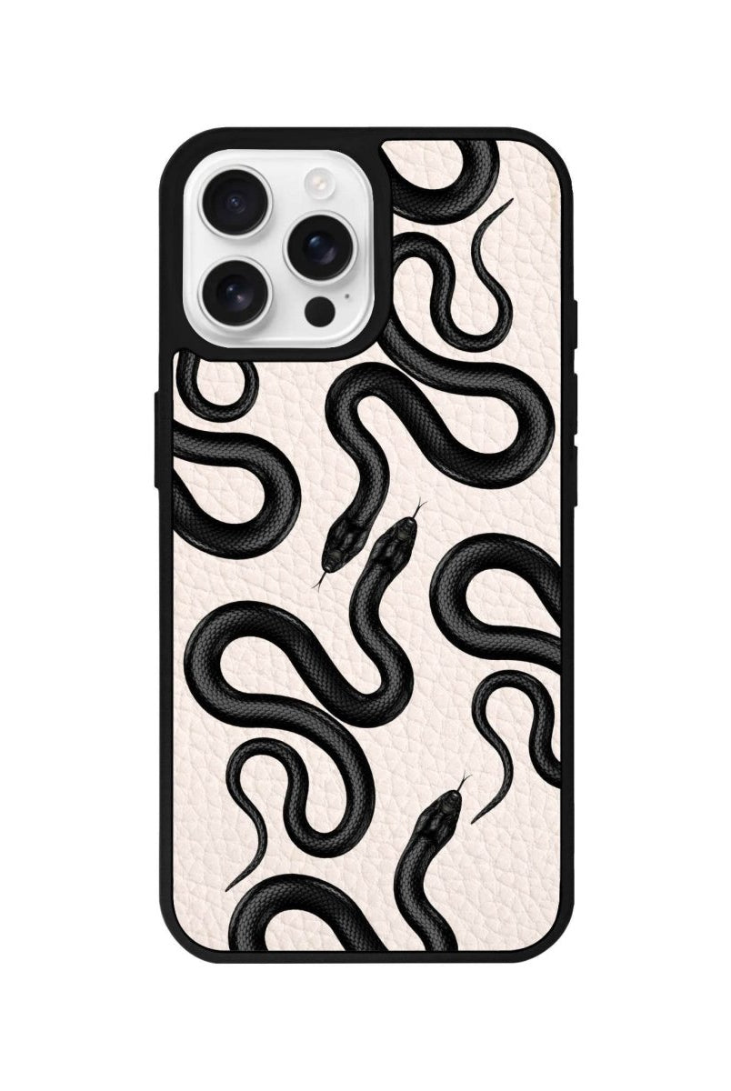 iPhone 16 Pro Snakes Leather Vegan Deri Telefon Kılıfı Bej - SUMTHINCS