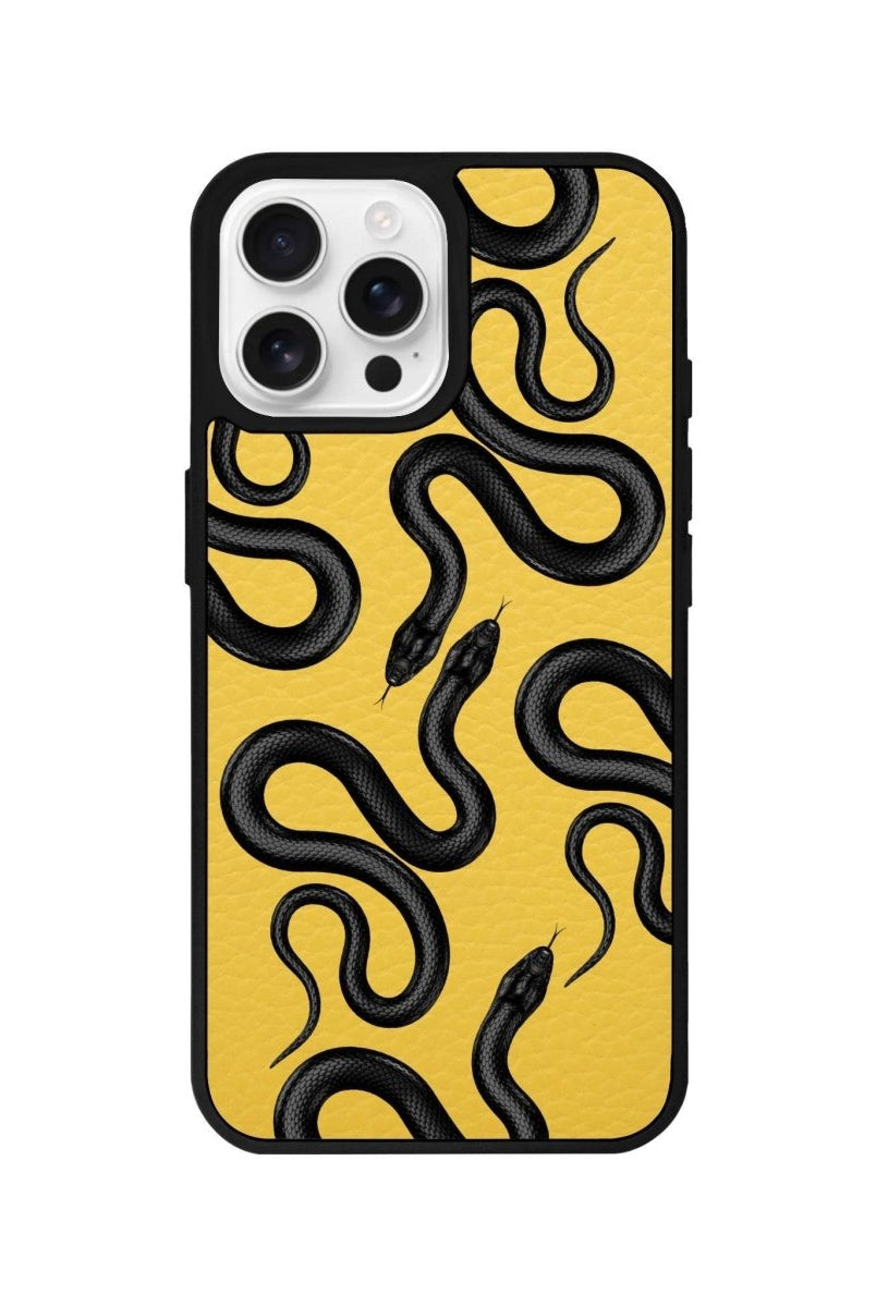 iPhone 16 Pro Snakes Leather Vegan Deri Telefon Kılıfı - SUMTHINCS