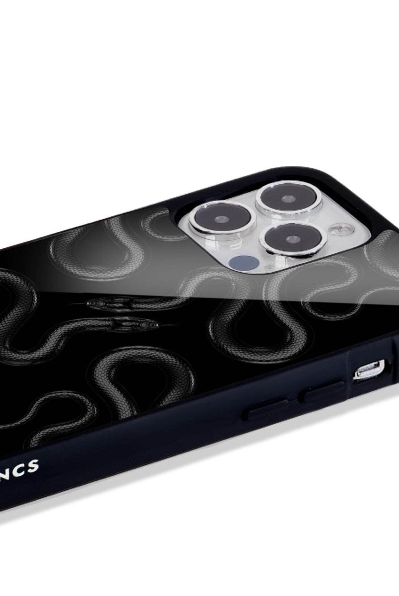 iPhone 16 Snakes Glossy Cam Telefon Kılıfı - SUMTHINCS