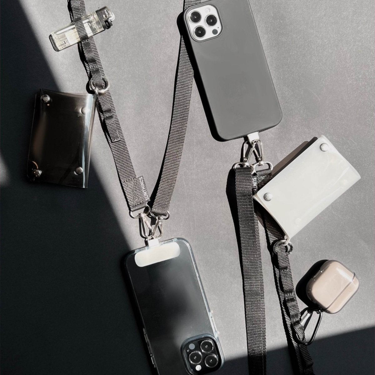 Red and Sand Pink Utility Hoop Strap Telefon Boyun Askısı - SUMTHINCS