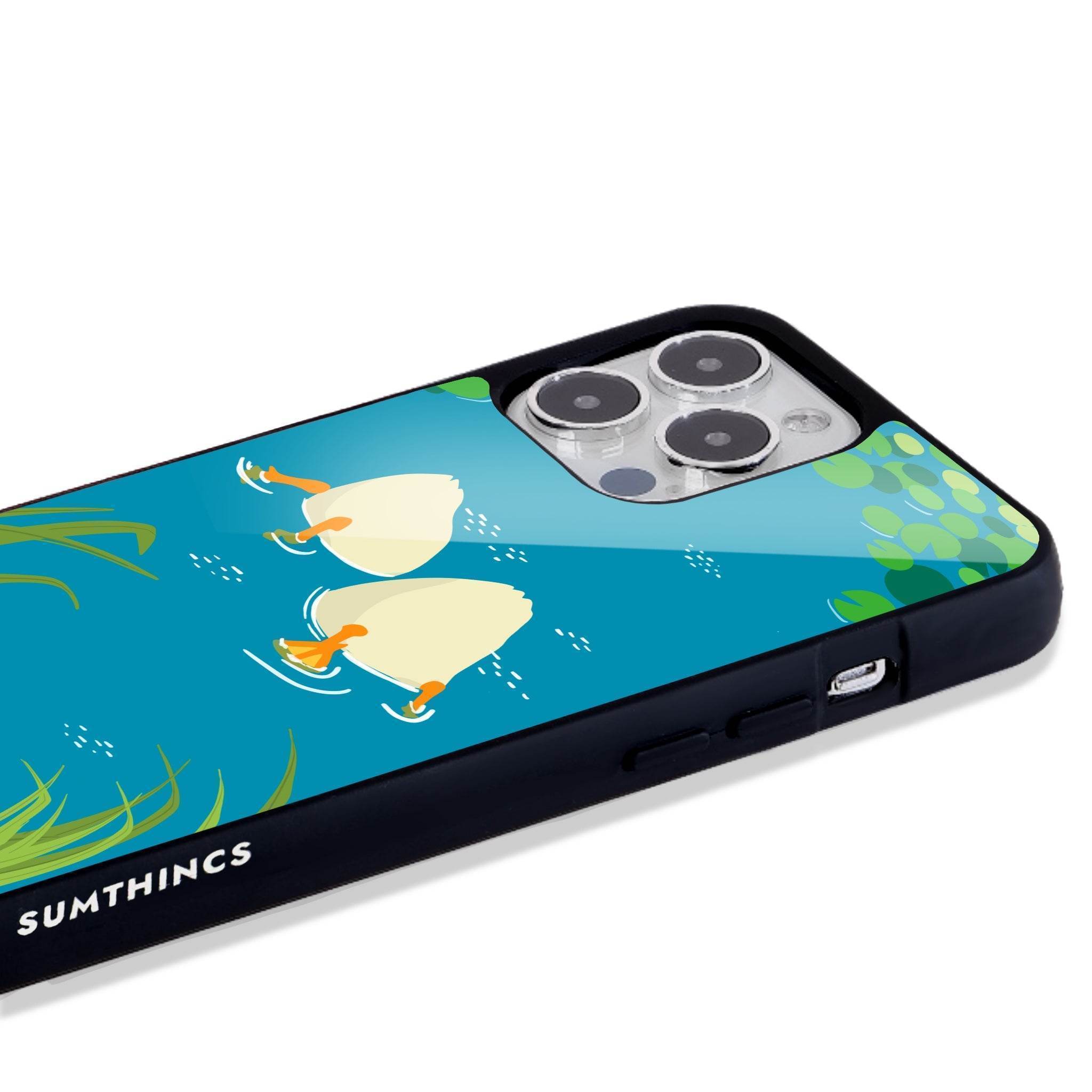 iPhone 14 Plus Ducks Glossy Cam Telefon Kılıfı - SUMTHINCS