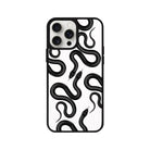 iPhone 14 Plus Snakes Leather Vegan Deri Telefon Kılıfı Beyaz - SUMTHINCS