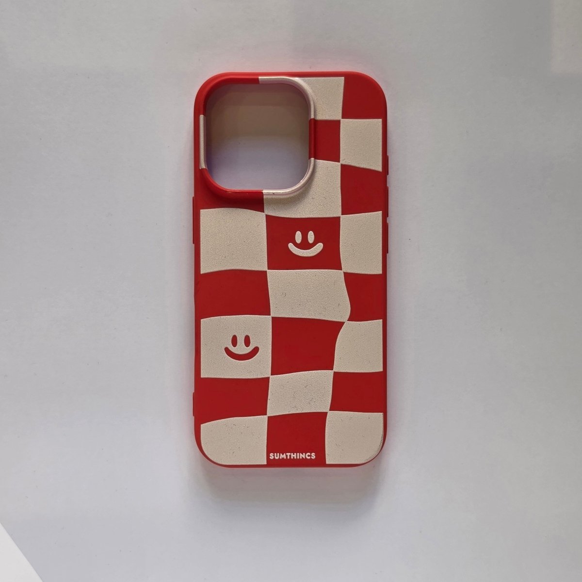 iPhone 16 Pro smiling check Premium Telefon Kılıfı - Sumthincs